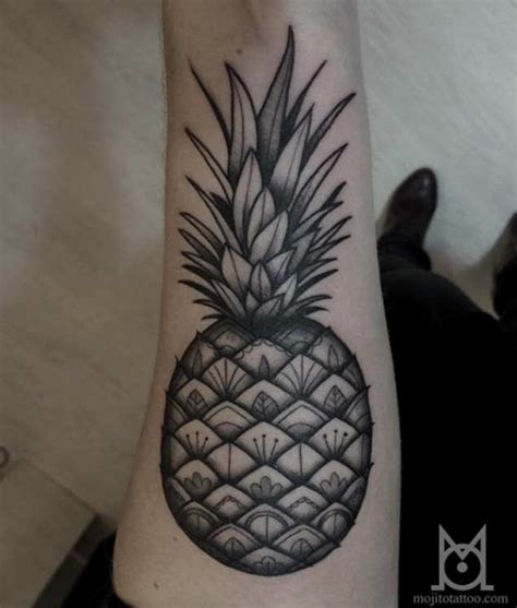 32 Perfectly Awesome Pineapple Tattoos - TATTOOBLEND | Pineapple tattoo ...