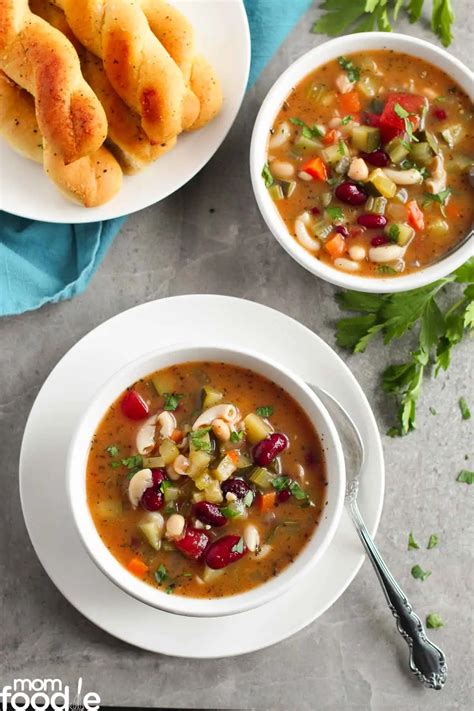 Olive Garden Minestrone Soup Recipe Copycat - Mom Foodie