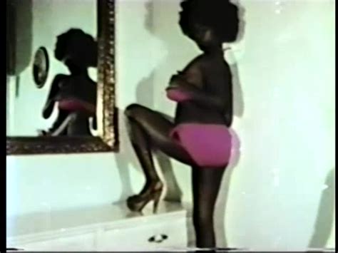 Big Boob Bonanza S Softcore Beavers Split Beavers S Most B W Streaming Video On