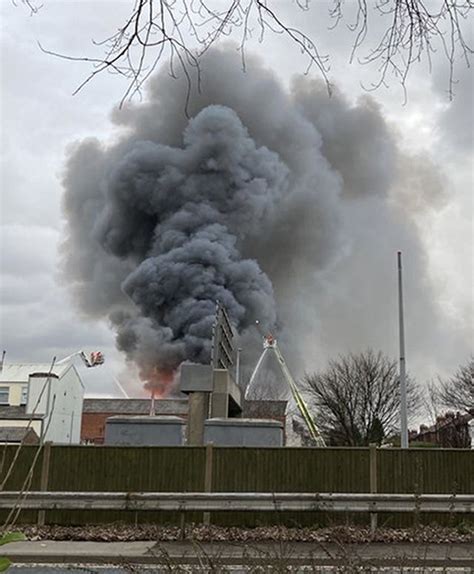 Major Incident Declared After Large Fire Hits Manchester Warehouse