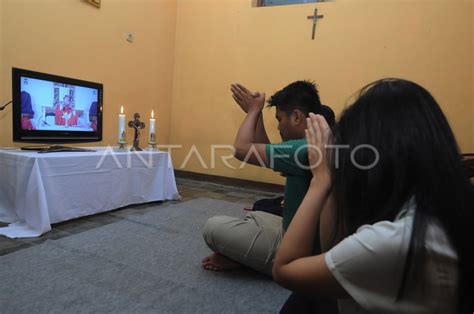 MISA MINGGU PALMA DI RUMAH ANTARA Foto