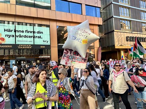 Ve Ani Protestuju Zbog U E A Izraela Na Eurosognu Aktivisti Najavili