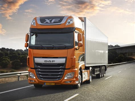 Grandes Vehículos DAF XF Super Space Cab