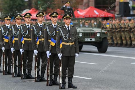 Kyiv Ucrania De Agosto De Desfile Militar En Kiev Dedicado