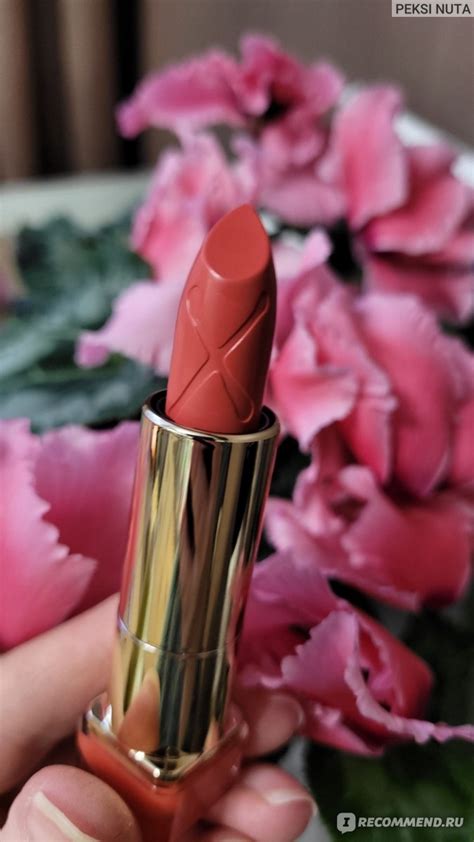 Губная помада Max Factor Colour Elixir Lipstick Я нашла свою яркую