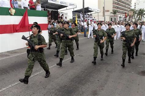 Todo Listo Para El Desfile Cívico Militar Del 16 De Septiembre En Mazatlán ¡checa El Horario Y