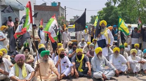 Farmers Not Allowing Bjp Leaders To Enter Villages In Punjab And