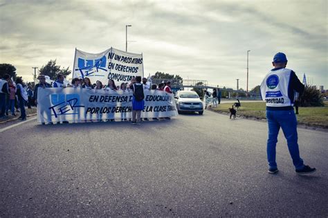 Contundente Movilizaci N De Los Docentes En Viedma Diario El Cordillerano