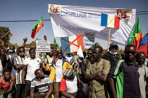 Départ des troupes françaises du Burkina Faso un document officiel