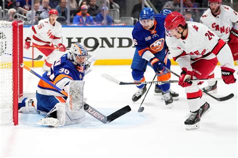 Islanders Vs Hurricanes Prediction Odds And Best Bet For Nhl Playoffs Game 5 Carolina Wins To