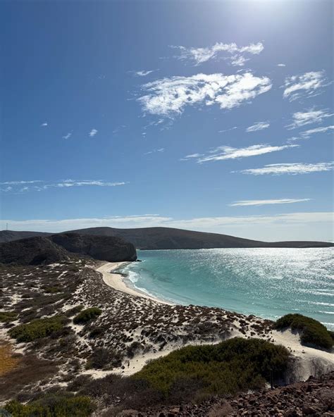 Isabella Valencia🤍 (@isabllavalencia) • Instagram photos and videos