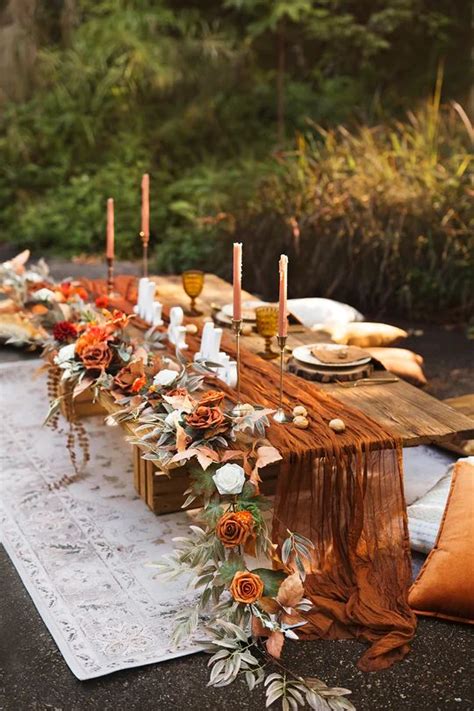 9ft Head Table Flower Garland in Sunset Terracotta Déco mariage rétro