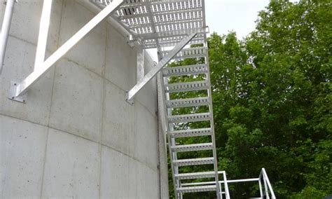 Passerelles Inoxgalva Chaudronnerie Industrielle En Bretagne Acier