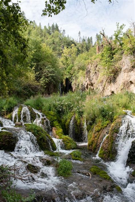 Day South Dakota Road Trip Itinerary Black Hills To Badlands South