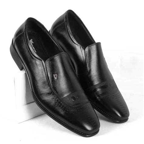 Finding the Perfect Formal Shoes for Men on SSB Leather