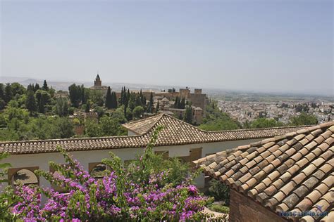 Granada, Spain - Wanderer Yoss