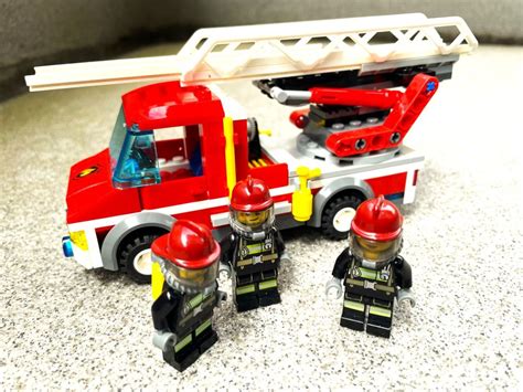 Lego City Feuerwehr Truck Mit Personnal Kaufen Auf Ricardo