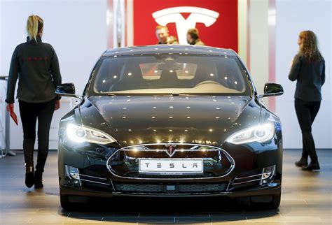 Tesla Becomes Most Valuable Us Car Maker Elon Musk S Electric Car