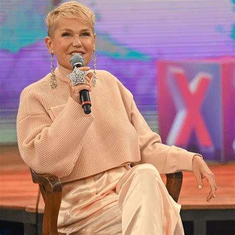 Notícias Xuxa revela que ganhou as Paquitas após pisar de propósito