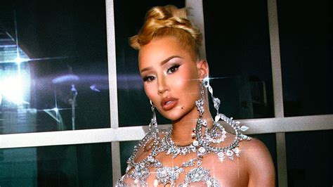 Iggy Azalea Releases Money Come Remix The Music Universe