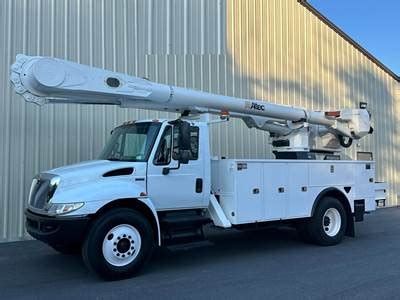 International Boom Bucket Truck Altec Am Aerial Lift