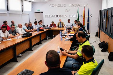 La Plantilla De Acerinox Estudiar Una Propuesta De Los Mediadores Para