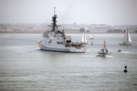 Naval Photos: USCGC Waesche (WMSL-751)