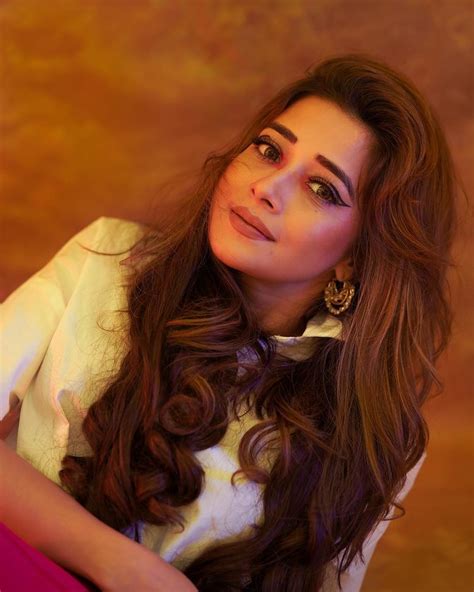 Tina Datta Biography Wiki Age Husband Net Worth 2022