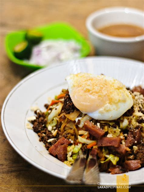 QUIRINO Pancit Batil Patong At Akels Panciteria Lakad Pilipinas