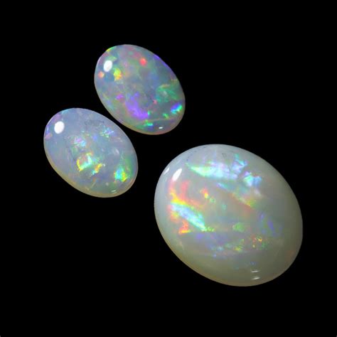 3.63Cts 3pcs Crystal Fire opals Calibrated WS763