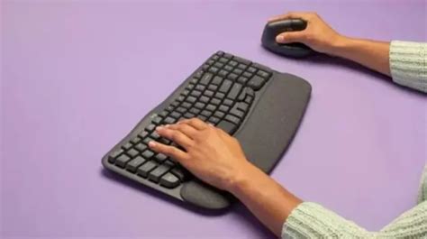 Logitech dota de una forma ondulada a su teclado ergonómico Wave Keys