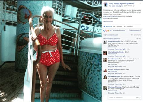 Esta Abuelita arrancó suspiros en su sexy bikini a los s