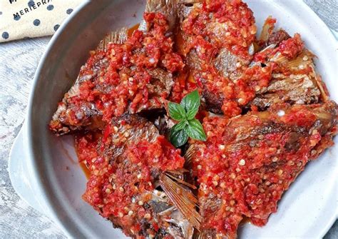 Resep Ikan Goreng Balado Oleh Merie Prayatna Mazrial Cookpad