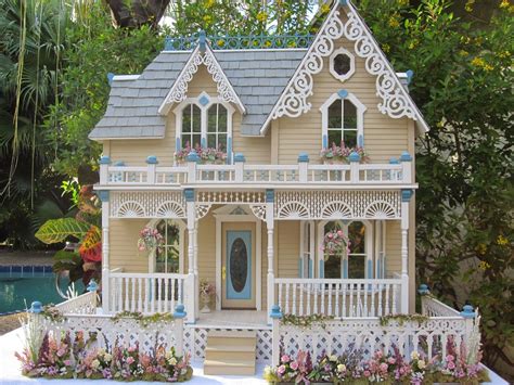 Dollhouses By Robin Carey The Darling House Victorian Dollhouse