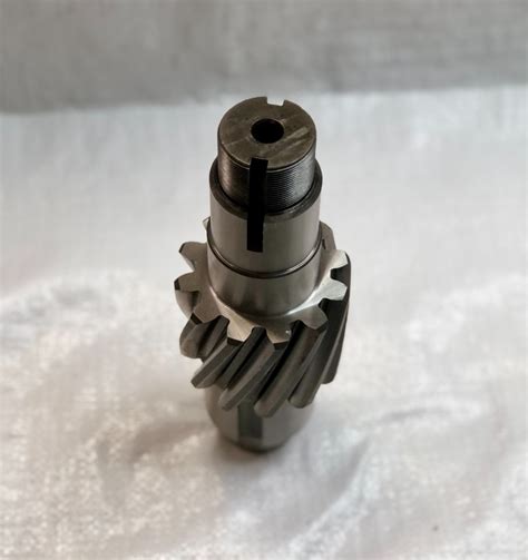 Шестерня ведущая на 12 зубьев для КамАЗ 5320-2402110-20 /Китай 5320 ...