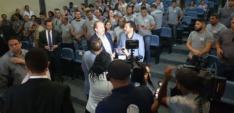 Juntos Carlesse E Wanderlei D O Boas Vindas A Concursados E Governador