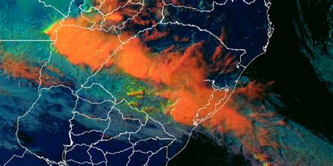 Frente Fria Avança Com Chuva E Acentuada Queda Da Temperatura