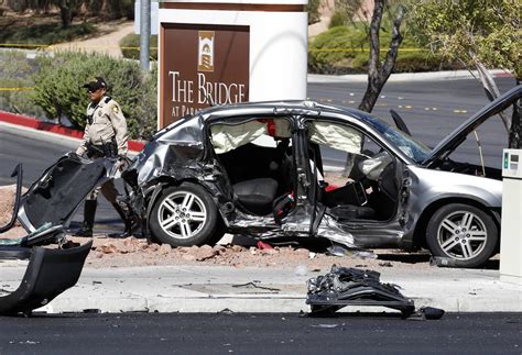 Car Accident Las Vegas Yesterday / 4 Killed Including Child In Fiery 7 ...