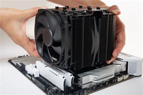 Are CPU Coolers Universal?