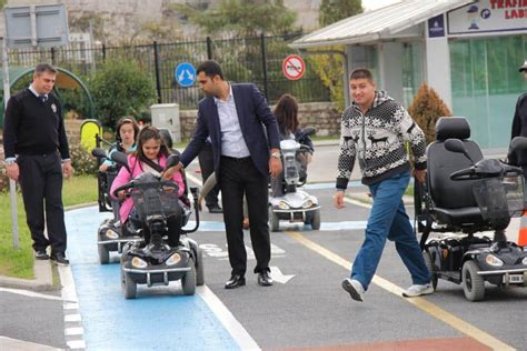 Trafik E Itim Seminerleri Zihni K K Zel E Itim Meslek Okulu