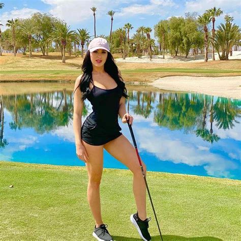 Gabi (@gabipowel) : golfchicks