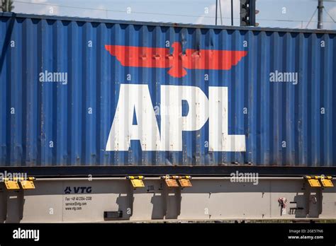 Apl Container Train Hi Res Stock Photography And Images Alamy