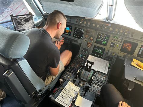 JBU A320 Flight Deck Experience : r/aviation