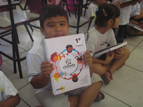 Escola Municipal Ibrantina Amaral Chegada Dos Livros Do Projeto Ciranda