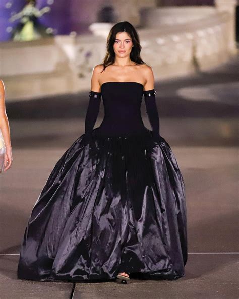 kylie jenners runway moment  copernis disneyland paris fashion show