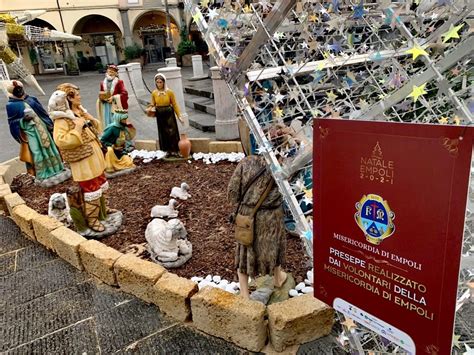 Vandali In Azione A Empoli Danneggiato Il Presepe Della Misericordia