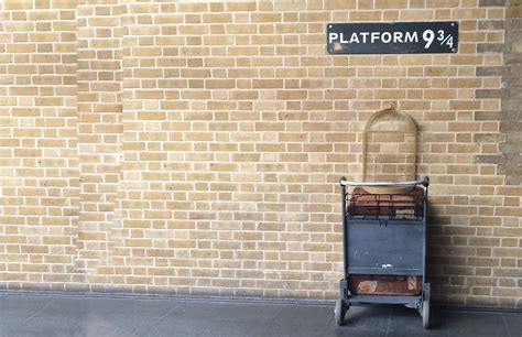 Il Binario Di Harry Potter A Londra