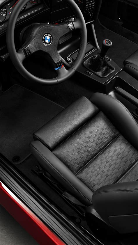 Elmar Schulte, head of BMW engine development on the S85 V10: “We