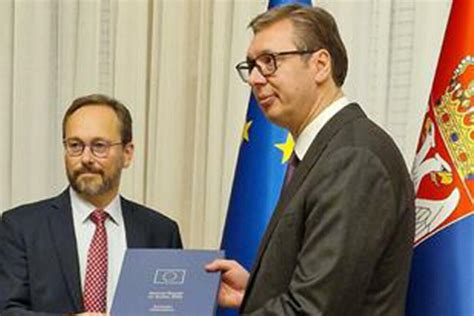 Predsednik Srbije Se Sastao Sa Efom Delegacije Eu Iofre Predao