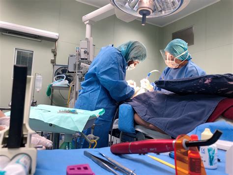 fluoride treatment at home 10